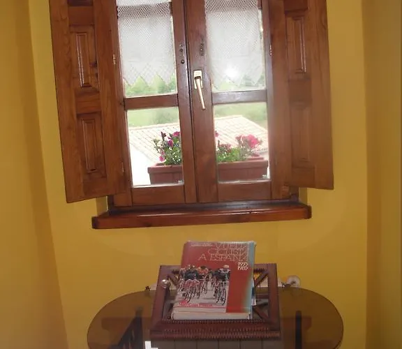 Han/Misafirhane La Bolera San Vicente del Monte